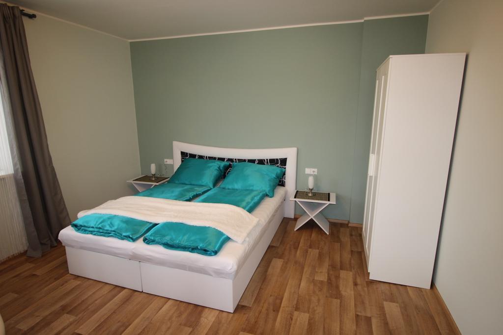 Dreamy Apartment Prague Bilik gambar